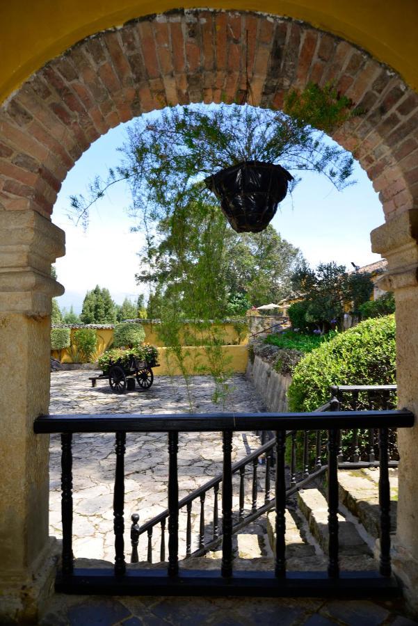 Hotel Hacienda El Salitre ไพพ่า ภายนอก รูปภาพ