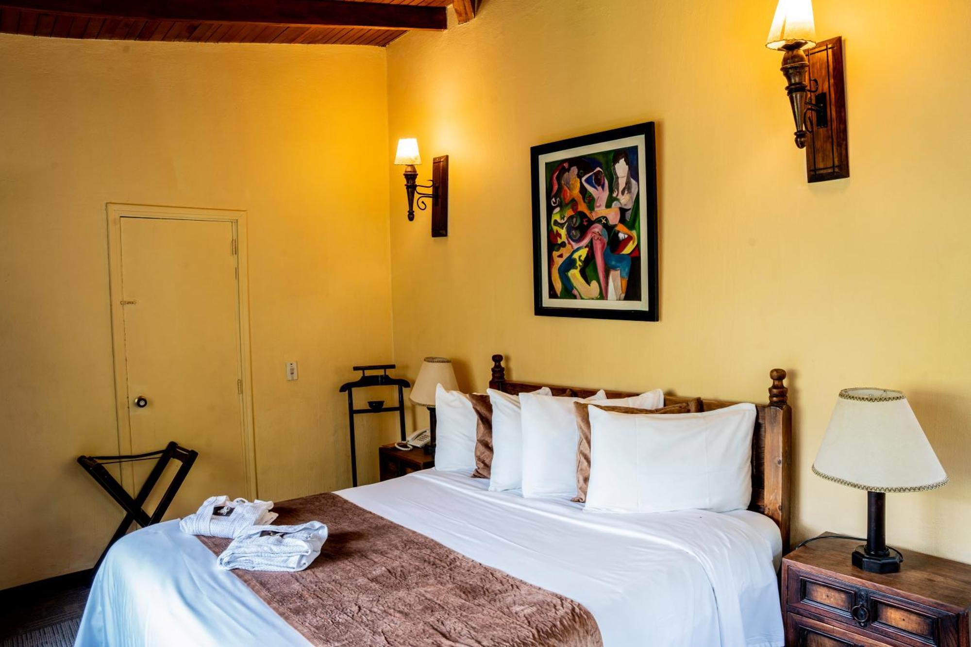 Hotel Hacienda El Salitre ไพพ่า ภายนอก รูปภาพ