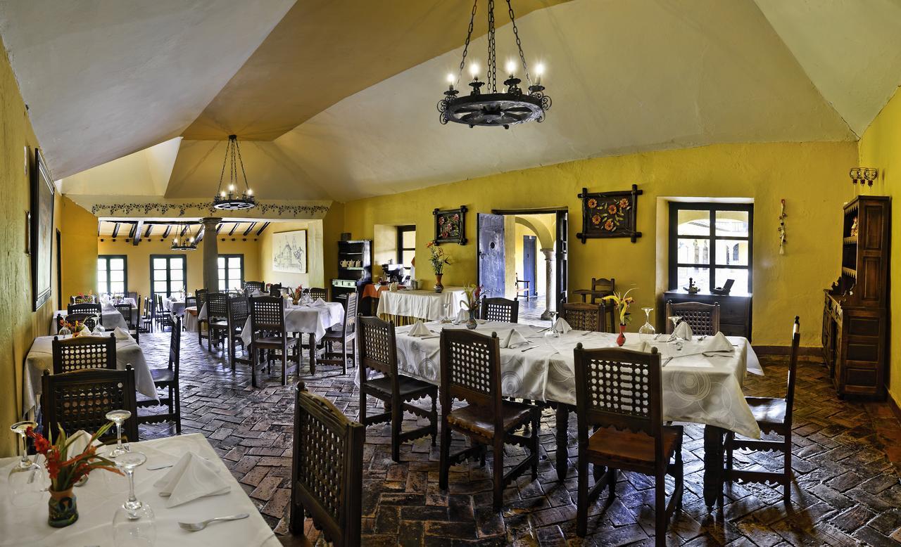 Hotel Hacienda El Salitre ไพพ่า ภายนอก รูปภาพ