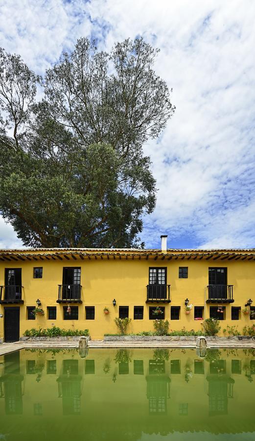 Hotel Hacienda El Salitre ไพพ่า ภายนอก รูปภาพ