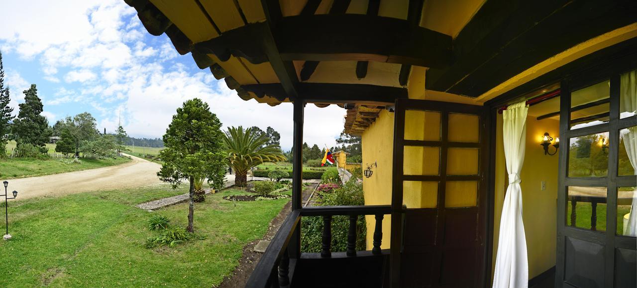 Hotel Hacienda El Salitre ไพพ่า ภายนอก รูปภาพ